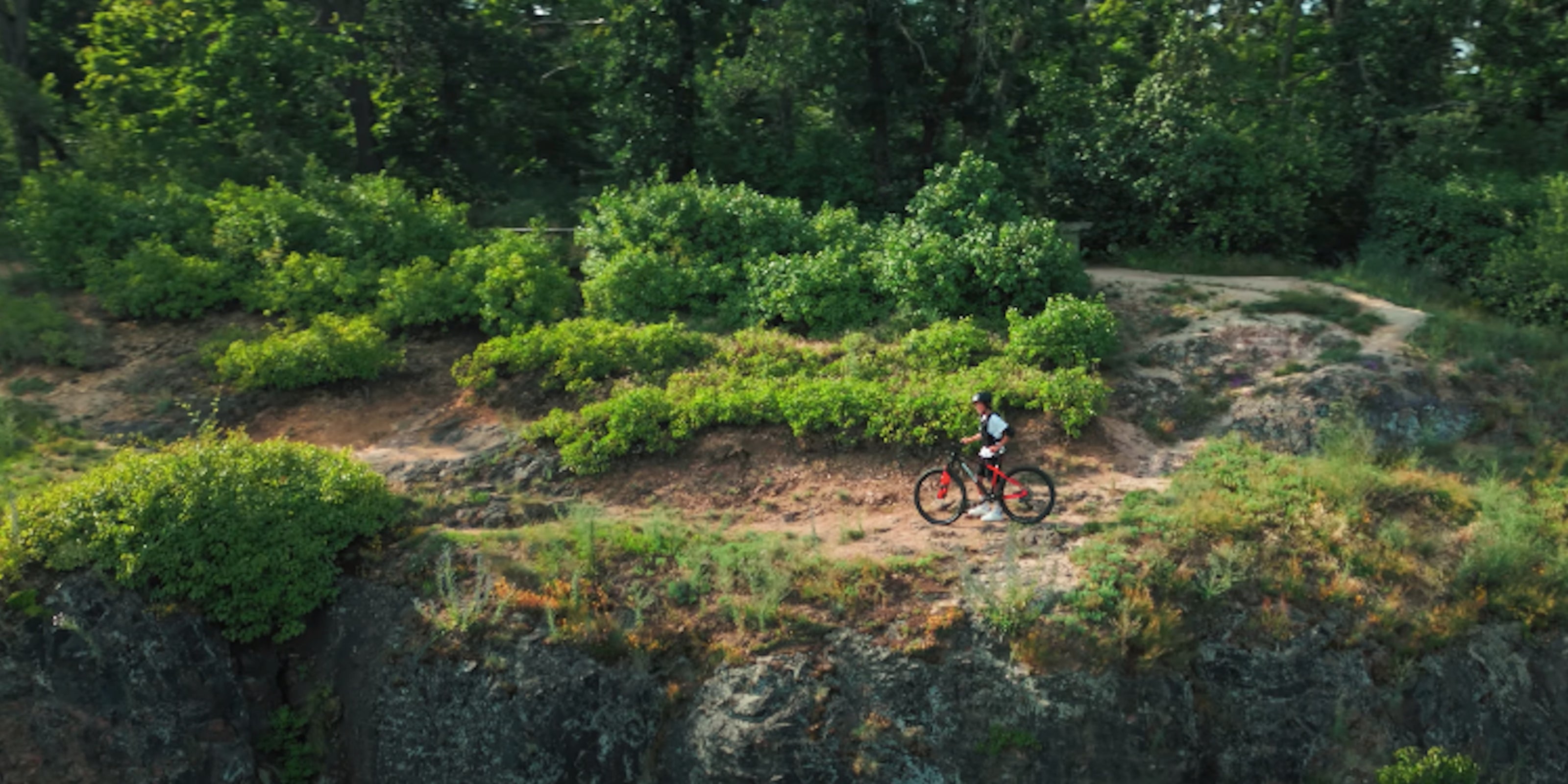 Mountainbike für Kinder mit Luftfedergabel für mehr Action im Gelände